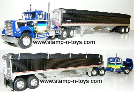 snt custom 0137 White-Western Star day cab pulling a Wilson Pacesetter Hopper Bottom
