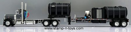 1st Gear/DCP 60-2075 Pete 379 Day Cab w/Demco 42' Liquid Fertilizer Stepdeck